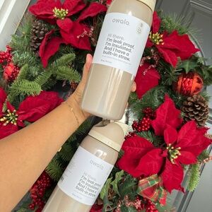 Owala Holiday Magic 32 oz Bottle Bundle x 2
